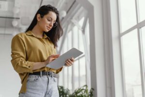 10 motivos para monitorar dados cadastrais a cada 24 horas