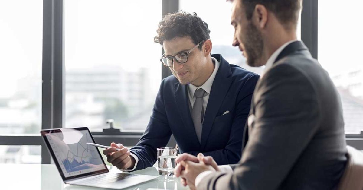 8 razões para investir em um serviço online de compliance cadastral