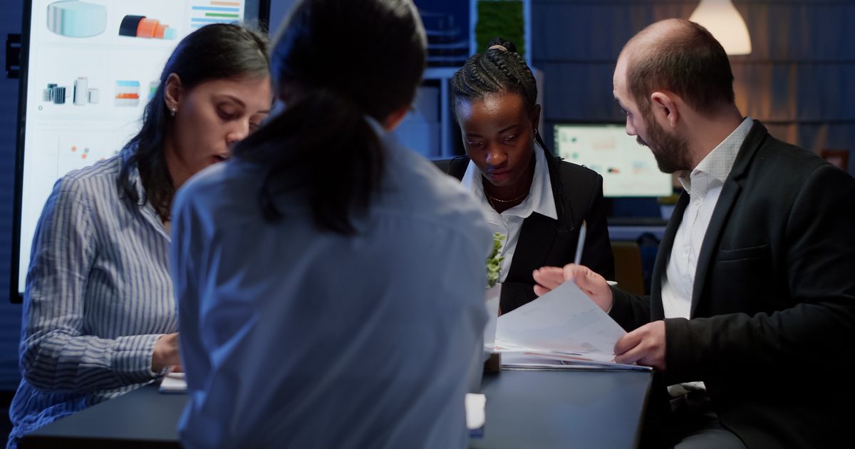 Equipe construindo PGR